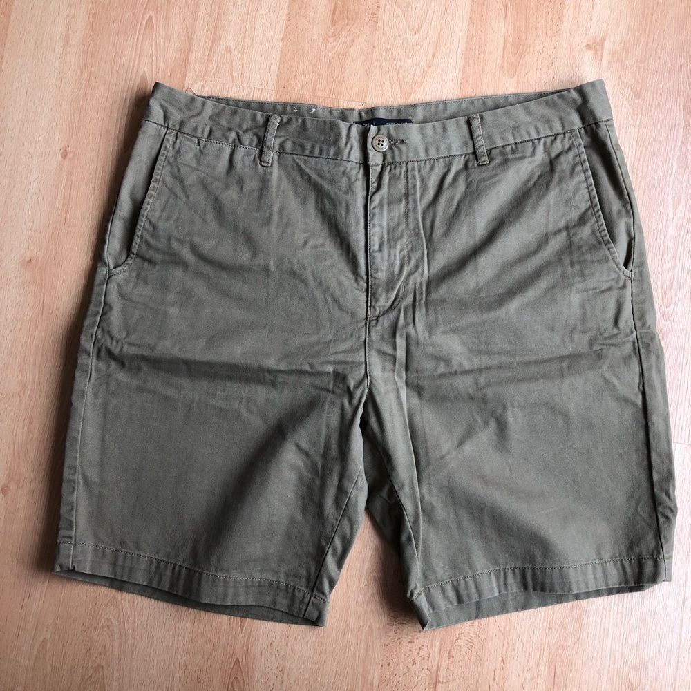 Globe Short